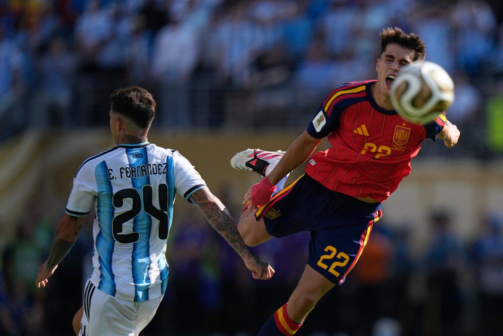 TRAGIČAR ARGENTINE SE OGLASIO POSLE MUNDIJALA! Napravio neviđenu glupost, protivnika okrenuo naglavačke, pa poslao ovu poruku