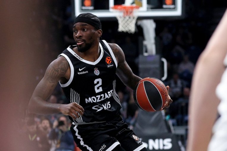 MILTON POMOGAO PARTIZANU! Tek što su doveli Olmena, crno-beli na korak od osmog pojačanja!
