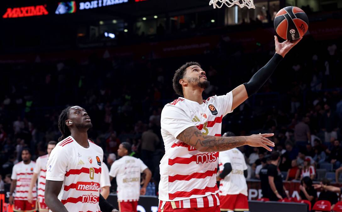 Crvena zvezda izdala saopštenje: "Džonatan Motli je povređen, trojica su se oporavila"