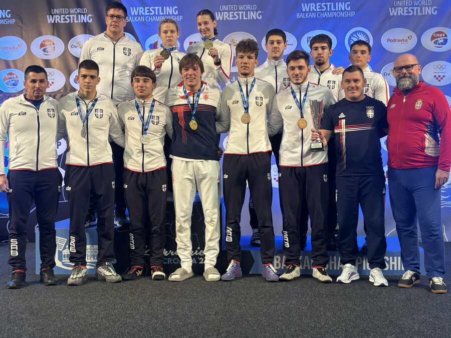SRBIJA SE IZ HRVATSKE VRATILA SA ČAK 17 MEDALJA: Veliki uspeh mladih rvača na Prvenstvu Balkana