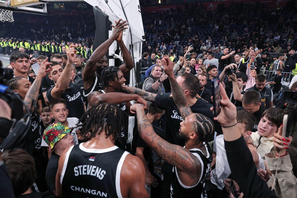 PARTIZAN U VRHU, ZVEZDA KREĆE IZ MINUSA! Evo kako izgleda tabela Evrolige posle prvog kola BILO JE VELIKIH IZNENAĐENJA!