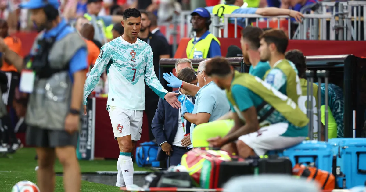 Ronaldo nije mogao da veruje šta se dešava protiv Hrvata, svi pričaju o njegovoj reakciji kada je izmenjen