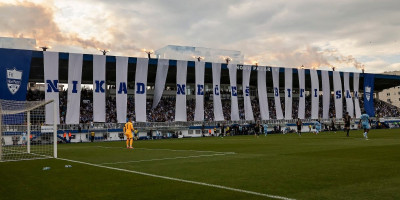 Opšti haos i masovna tuča u Novom Pazaru: Srednji prst izazvao ludilo, sudija pokazao sedam crvenih kartona!