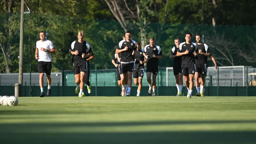 Posle puta do Bangladeša Saša Ilić već dere glasne žice: Bravo momci, to volim da vidim