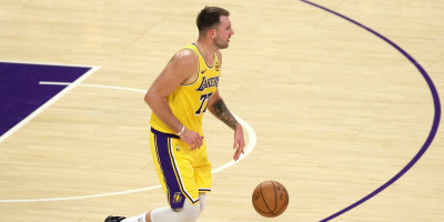 Auuu, pao rekord u NBA ligi! Lejkersi prodati za pravo bogatstvo, stigli novi vlasnici