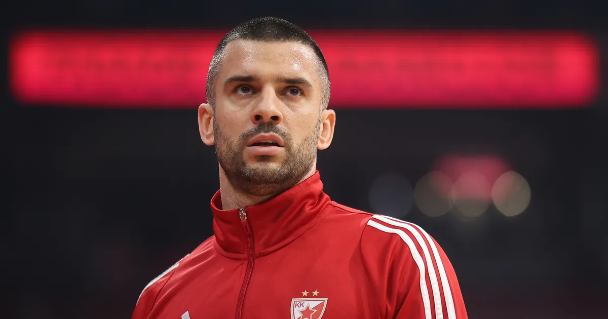 Dugogodišnji kapiten Crvene zvezde se oglasio zbog pobede studenata! Izašao na ulice i podelio par poruka