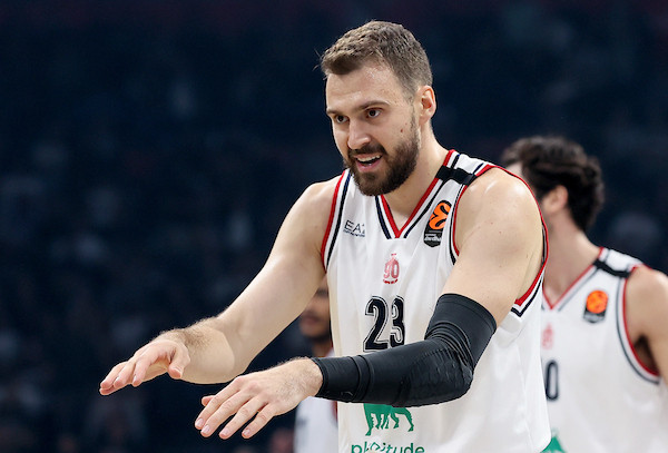 Armani uhvatio zalet za Real, ''plus 29'' u Milanu!