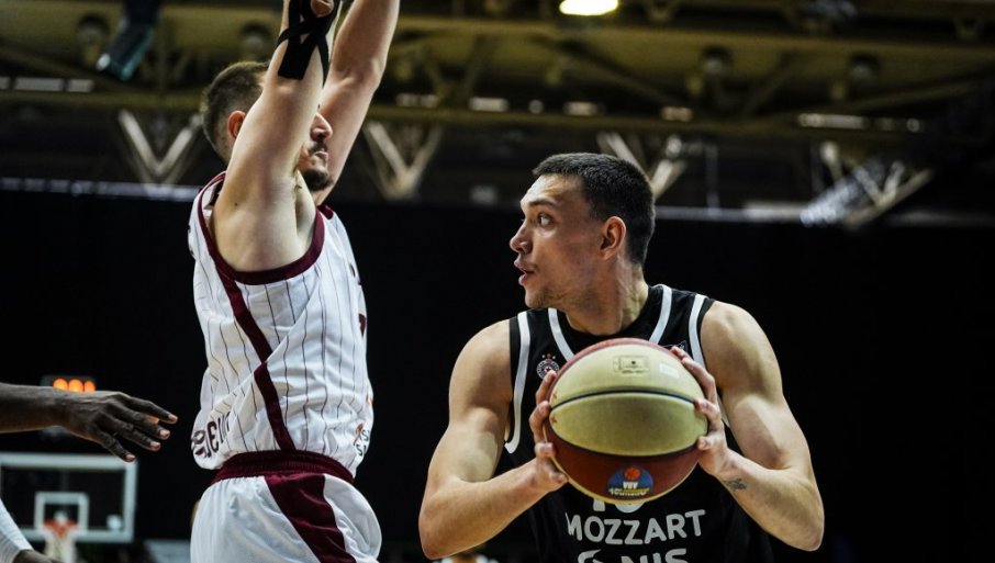Partizan se mučio, ali slomio otpor Bosne! Pajolin potez obeležio meč (VIDEO/FOTO)