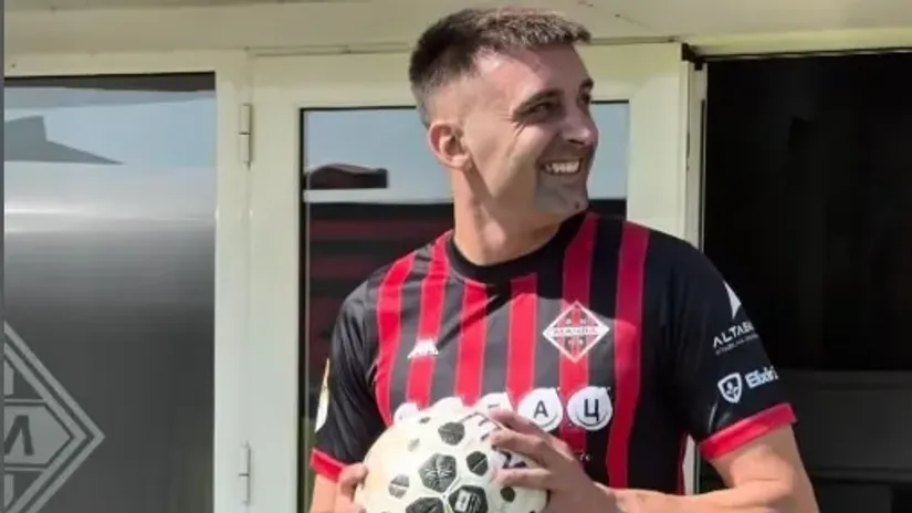 Deset godina je prošlo kao tren: Bojan Matić ponovo obukao dres Mačve