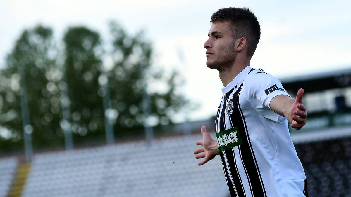 Igrao na Mundijalu, sad ga čeka treća liga: Bivšem fudbaleru Partizana propao transfer