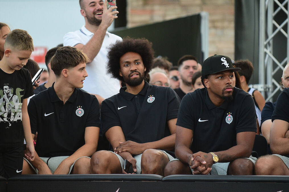 DŽABARI PARKER SE VRATIO: "Dobrodošao nazad"!