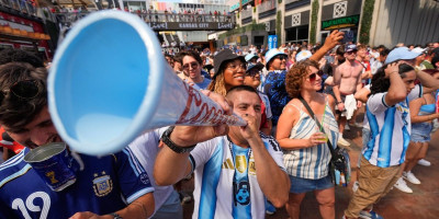 Kakva scena! Tukao ih tri puta na Mundijalima, sada slavi sa njima - Švajnštajger u srcu argentinskog slavlja