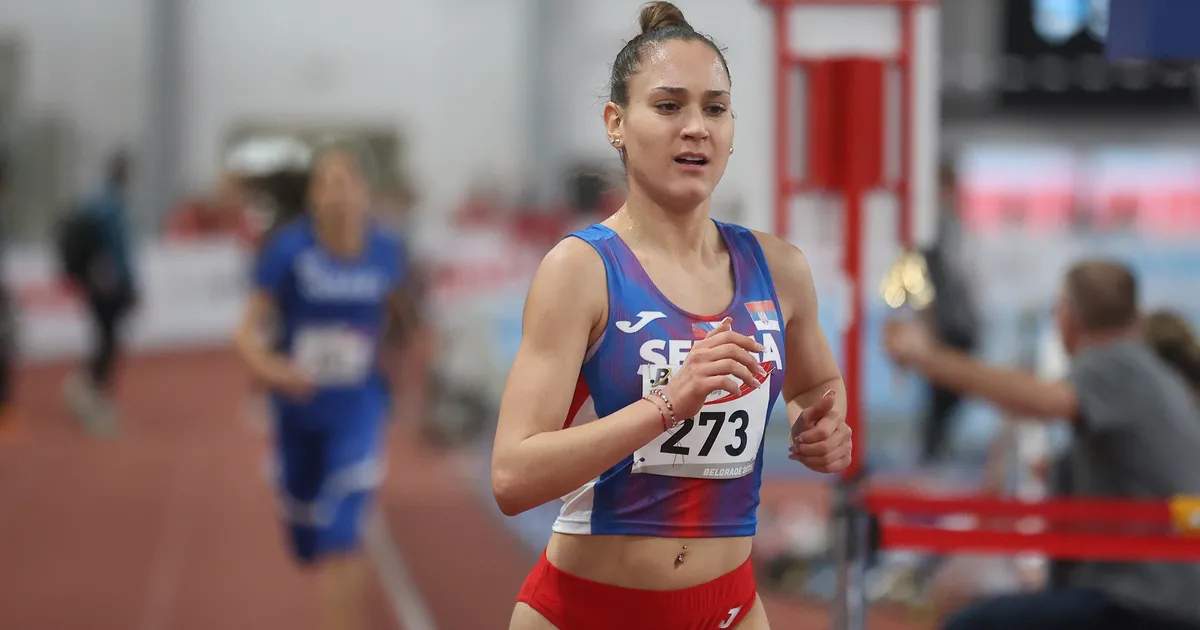 Ona je najveća nada srpske atletike, uspešan je student, medalje osvaja na svakom koraku u crveno-beloj opremi