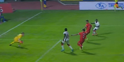 Šteta što neće igrati u Luganu: Bukari počastio Dijenga na tacni - sjajan gol! (VIDEO)